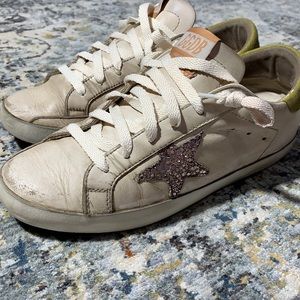 AUTHENTIC GOLDEN GOOSE SUPERSTAR SNEAKER GLITTER STAR COLOR IS OFF WHITE SIZE 39